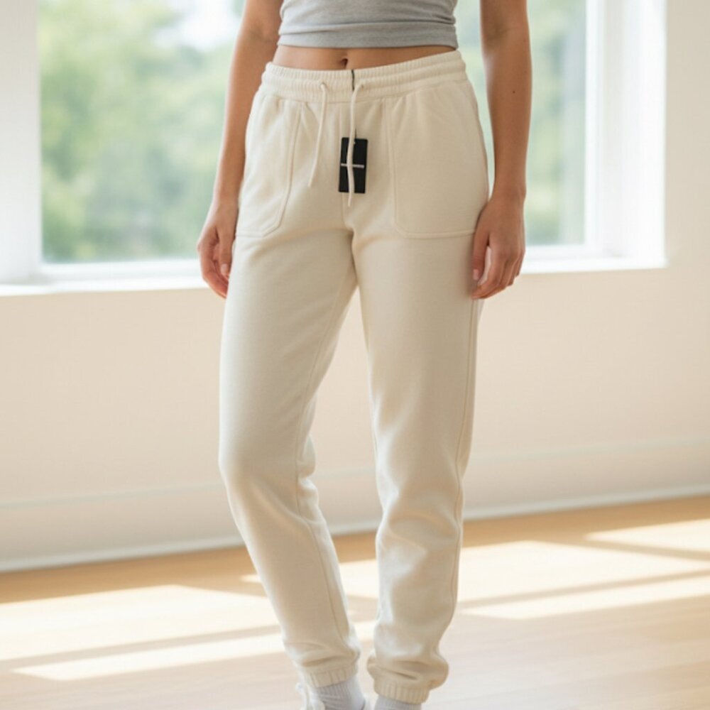 Emporio Armani Woman's White sweatpants, Size XL. (7V2P7A)